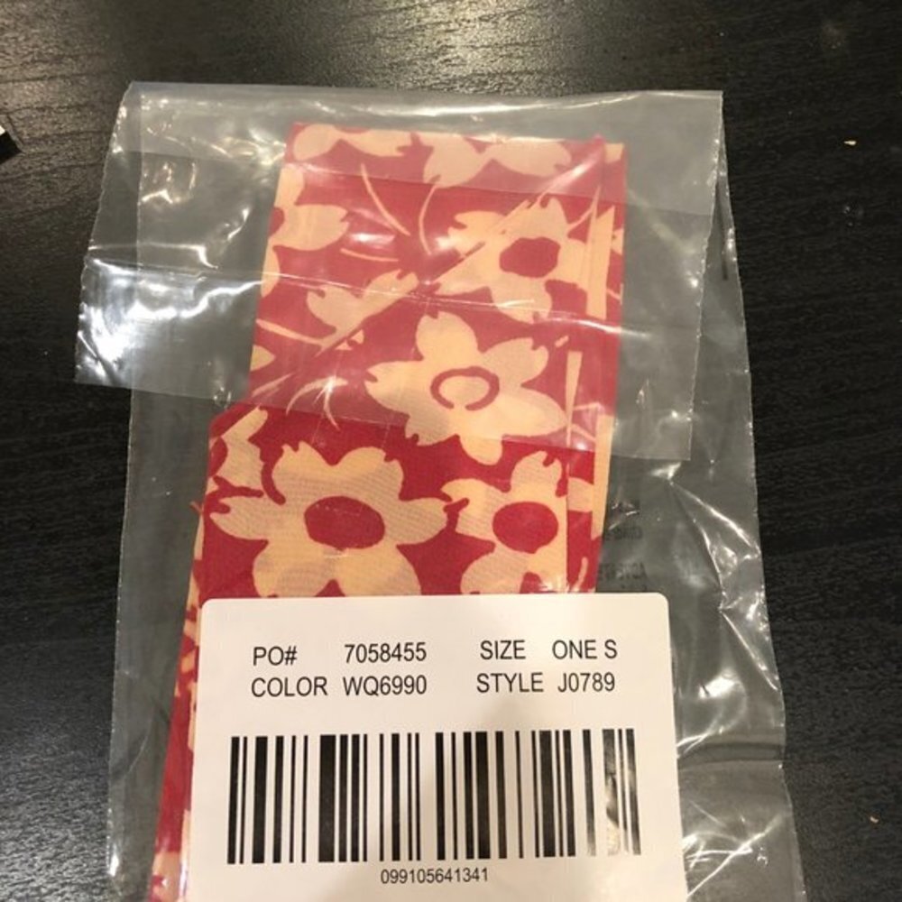 🌸Madewell Silk Skinny Bandana flower - Picture 3 of 3